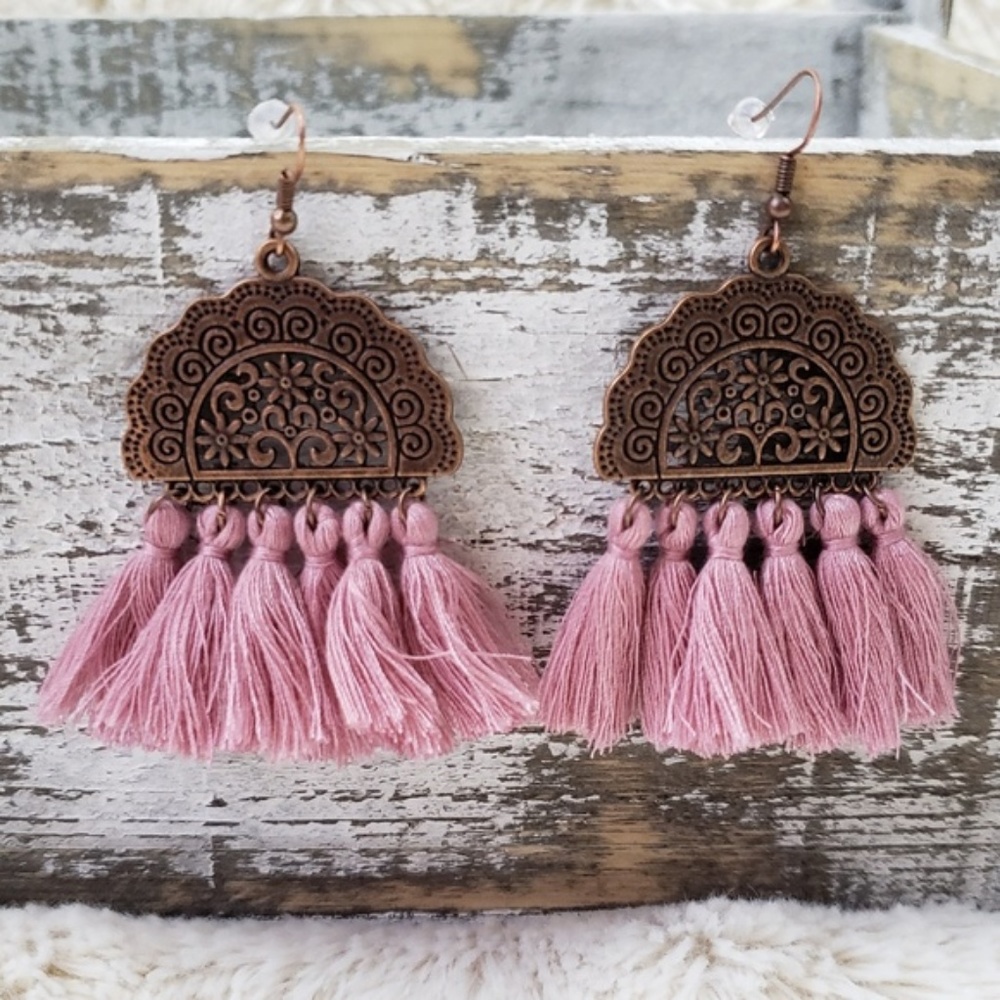 revitalized 》Fringe Earrings - Picture 3 of 4